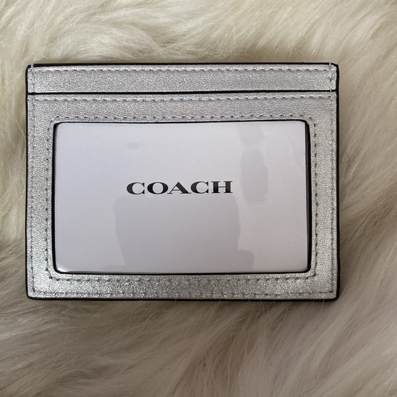 Slim Card Case in Quilted Leather - Picture 2 of 5